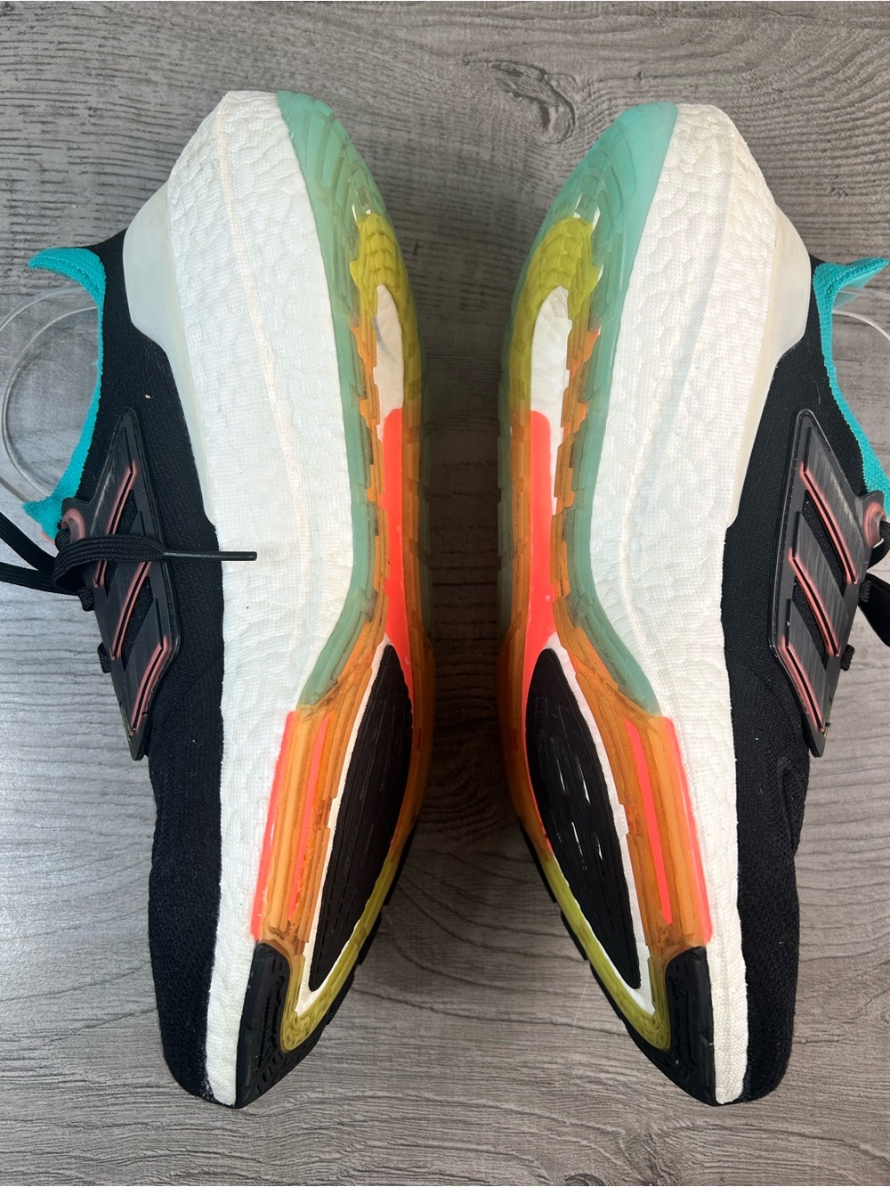 Adidas Ultraboost 22 Black Teal Coral Accent Running Shoes Men’s Size 9.5 - Picture 8 of 11